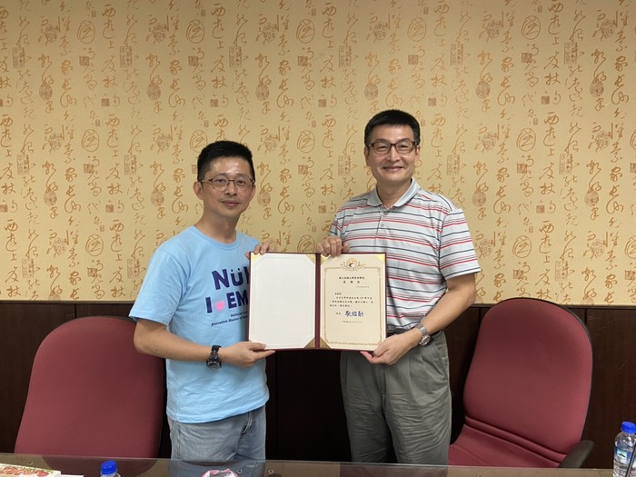 感謝主講人_108學年校優良導師佘志民教師